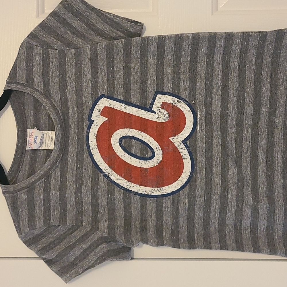 Braves womens tshirt